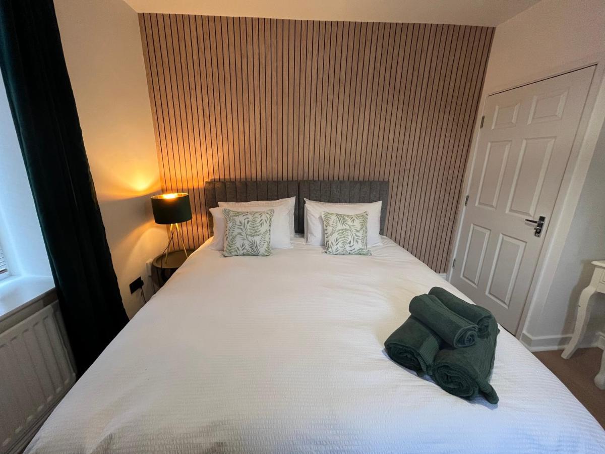 Modern & Retro Two Bedroom Apartment In Barnsley Esterno foto
